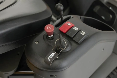 Райдер Stiga Park 700 W 2F6220845/ST1