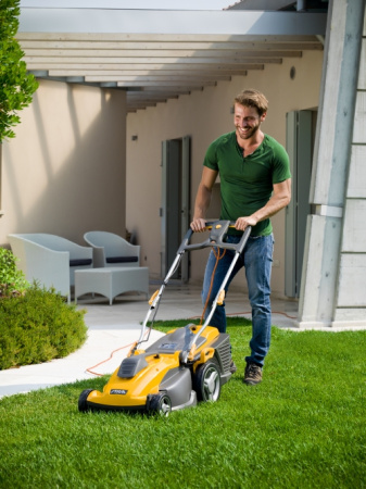 Электрическая газонокосилка Stiga Combi 40 E 294380068/ST1 Электрическая газонокосилка Stiga Combi 40 E 294380068/ST1